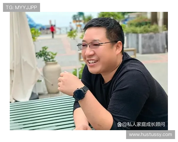 九游港式梭哈多样化的游戏模式满足不同玩家的娱乐需求与挑战欲望